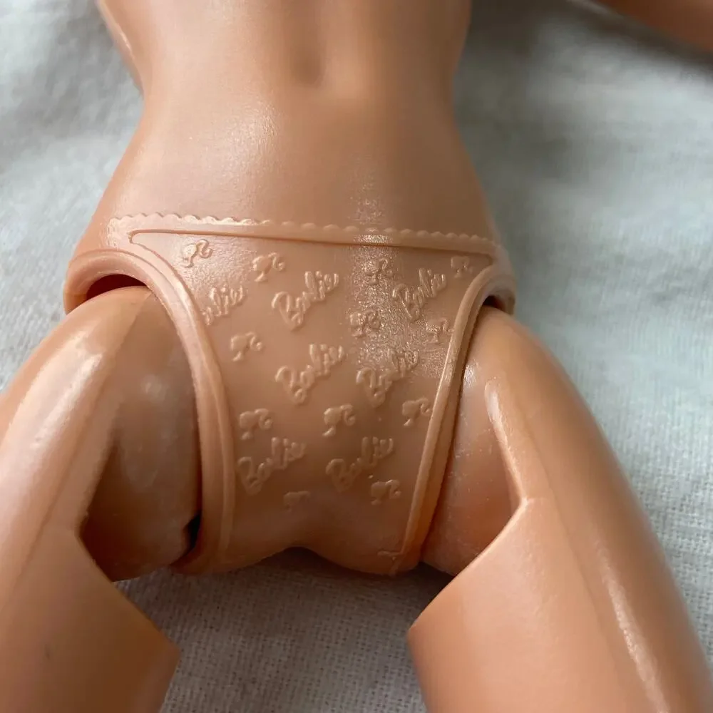 Barbie I Can Be 2012 Jointed Blue Eyes Pink Makeup Blonde Molded Undies Naked